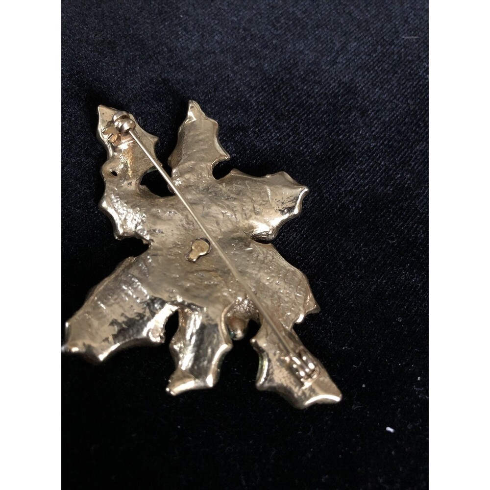 Vintage Rare Christmas Red Green Enamel Poinsettia Flower Gold tone Rhinestones - Picture 4 of 5